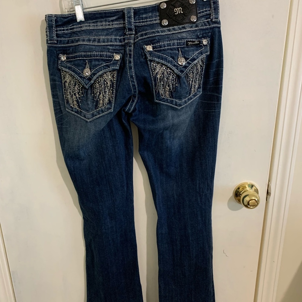 Great condition 27 jeans!